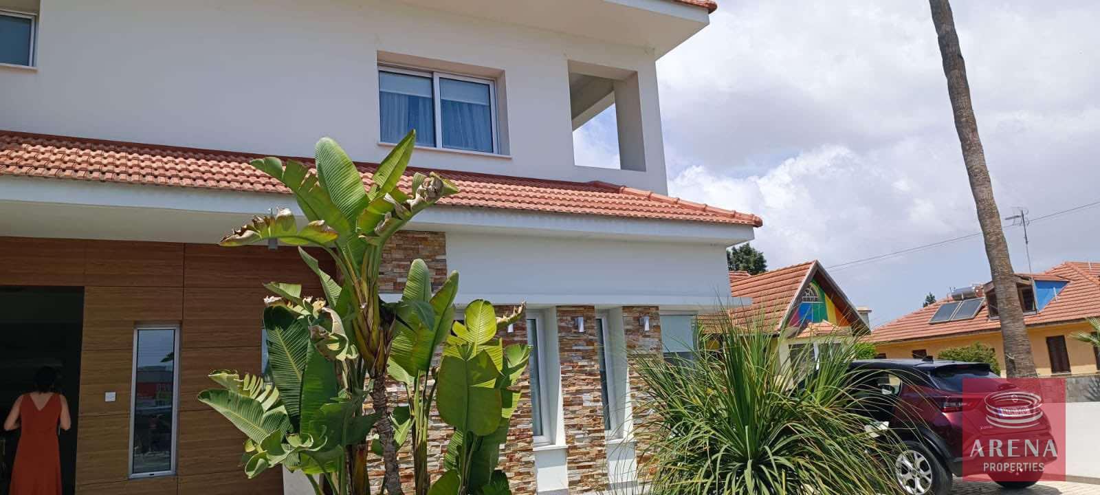 3-4-BED-VILLA-FOR-RENT-9204