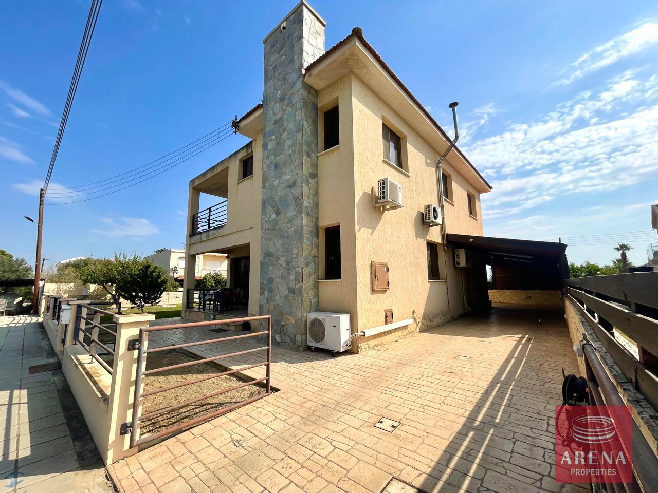 3-4-BED-VILLA-IN-KITI-8754