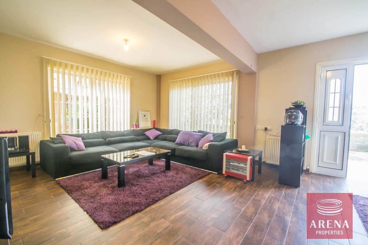 3-4-Bed-Townhouse-in-Paralimni-4108-1
