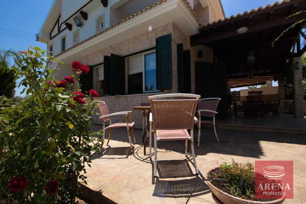 3-5-bed-villa-in-Paralimni-6482