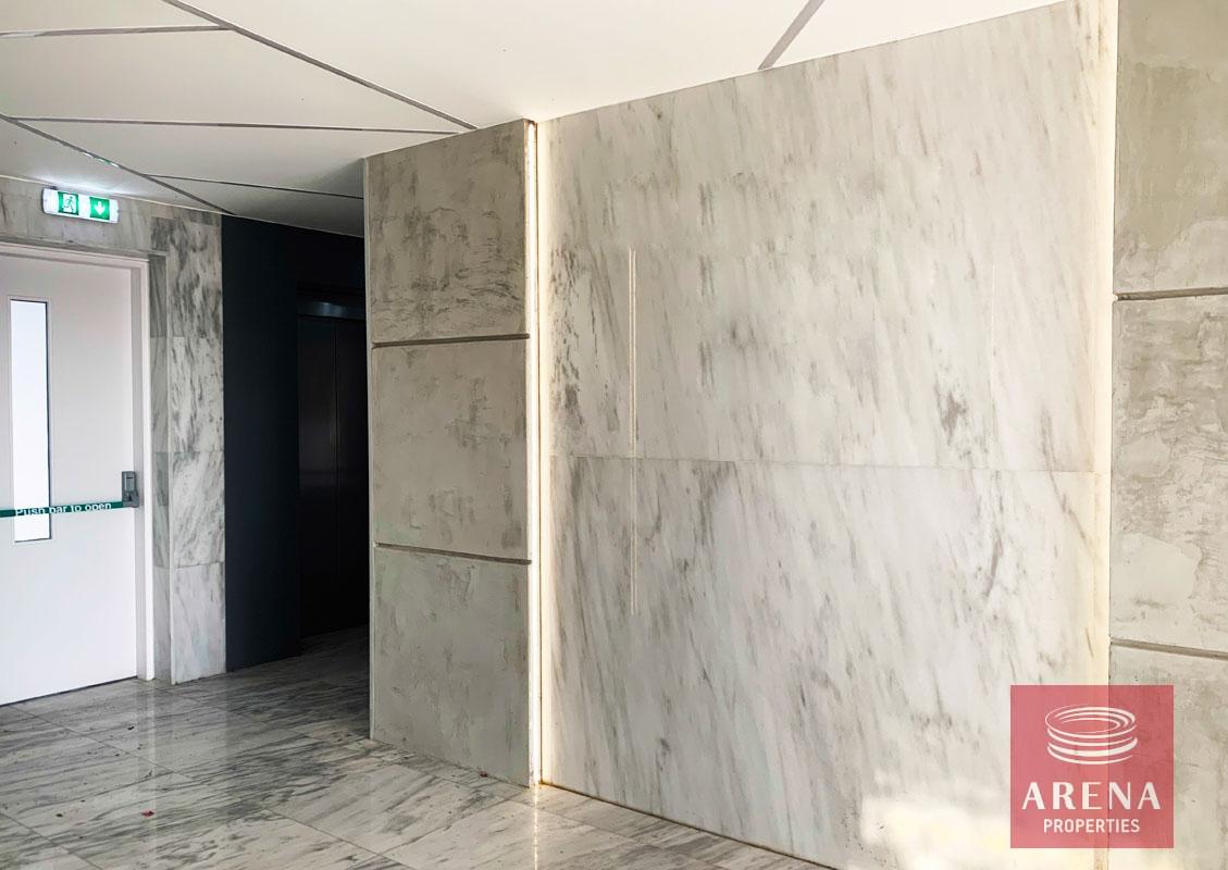 3-APT-MAKENZIE-4808-1