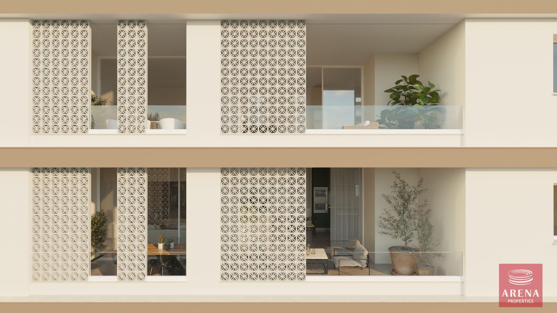 3-APTS-IN-DERYNIA-8150-3