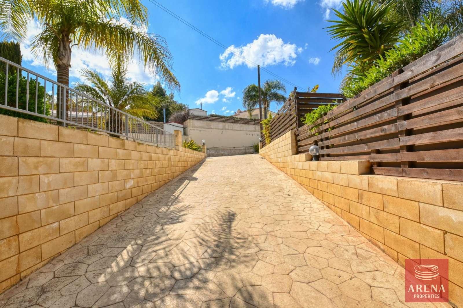 3-BED-VILLA-IN-PARALIMNI-6883-17