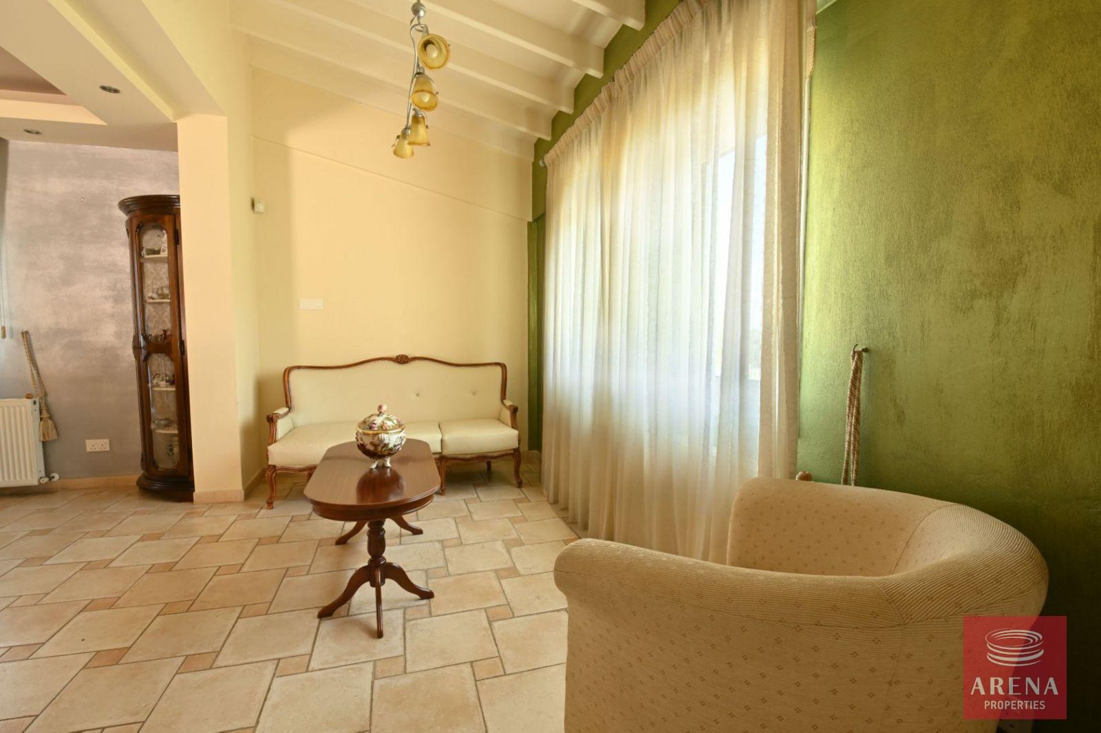 3-BED-VILLA-IN-PARALIMNI-6883-21