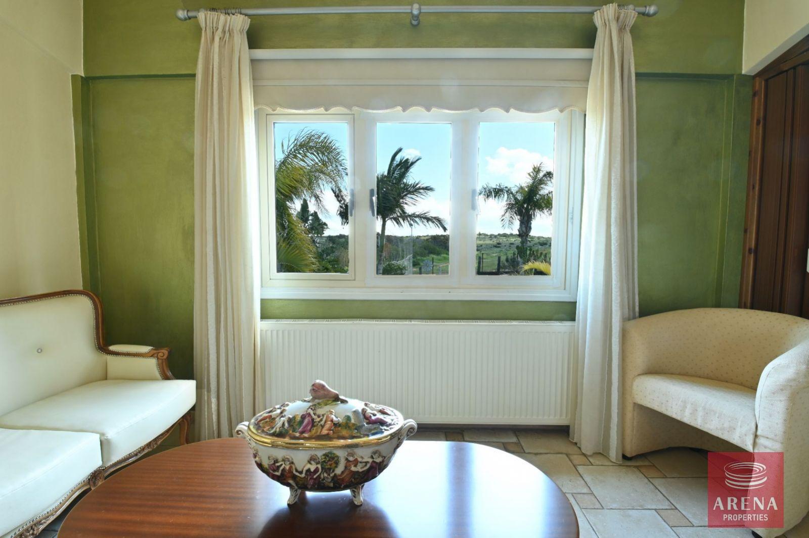 3-BED-VILLA-IN-PARALIMNI-6883-25