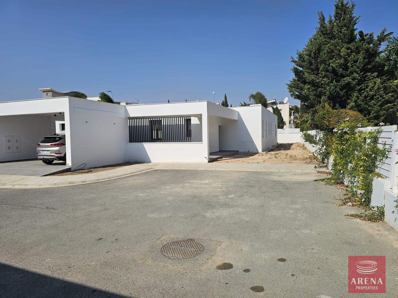 3-BUNGALOW-IN-PYLA-9109