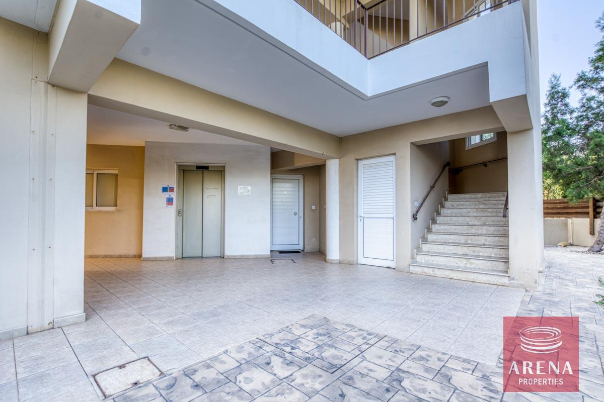 3-GROUND-FLOOR-APT-IN-PARALIMNI-8404