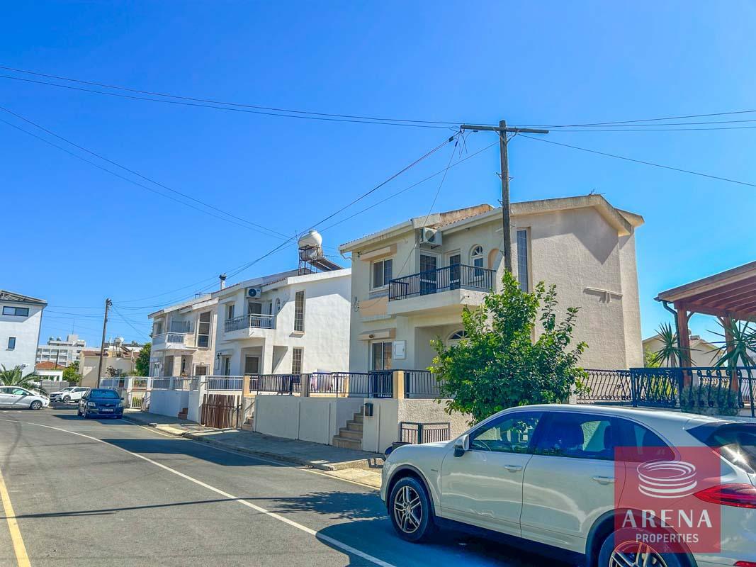 3-HOUSE-IN-DEKELIA-7466