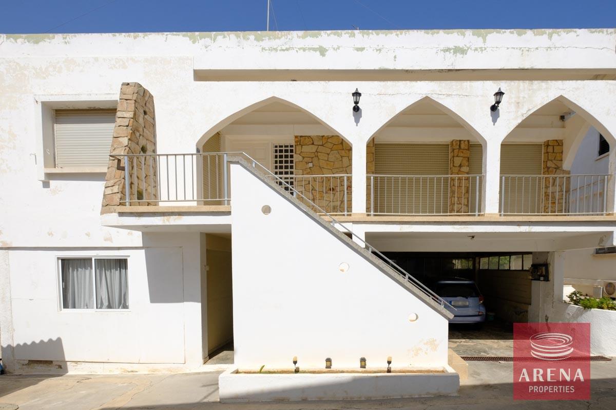 3-House-in-paralimni-5661-1