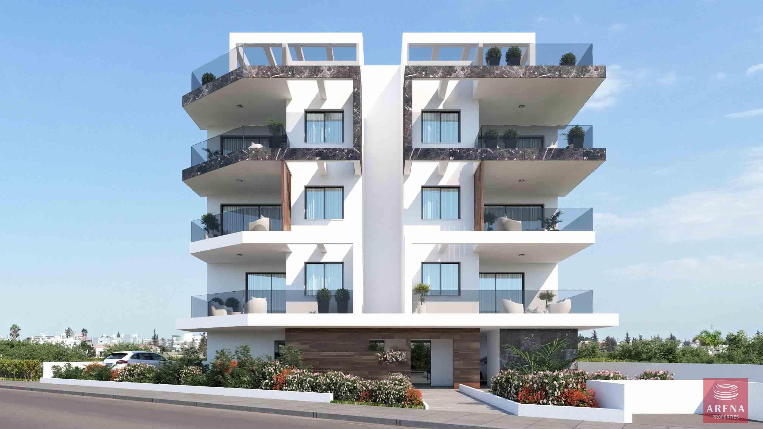 3-RESIDENTIAL-BUILDING-IN-LIVADIA-6532