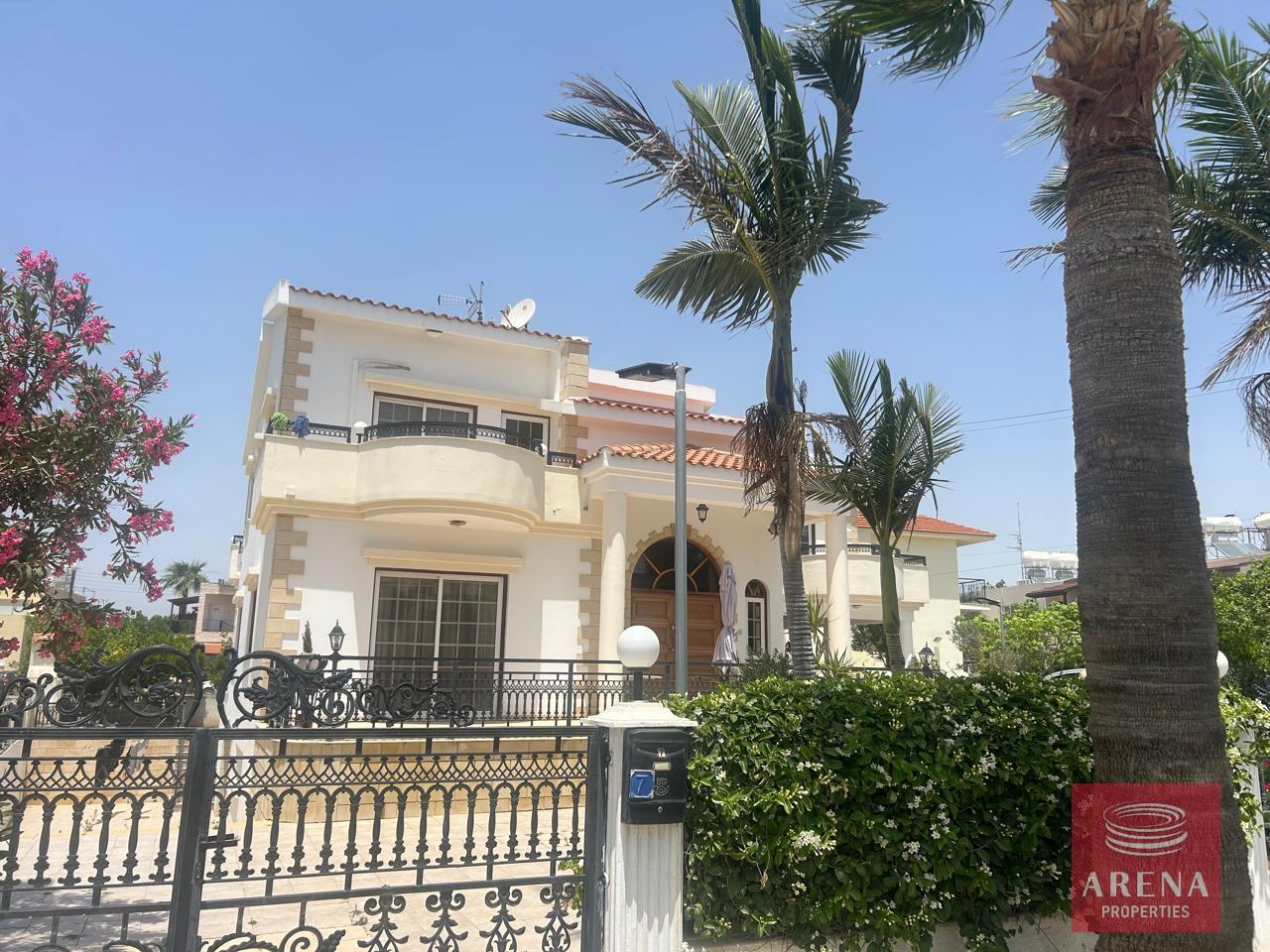 3-VILLA-DEKELIA-8254