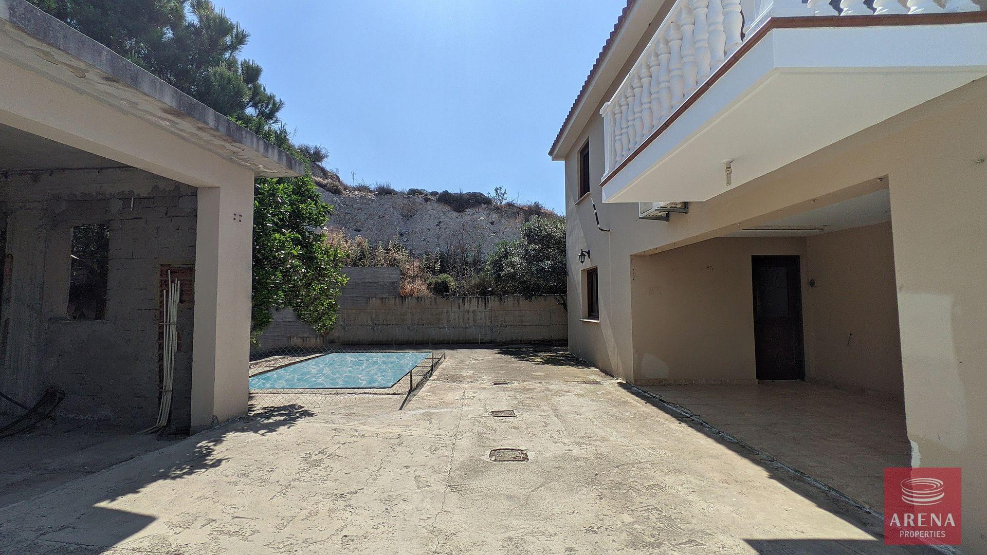3-VILLA-IN-AYIA-ANNA-8174