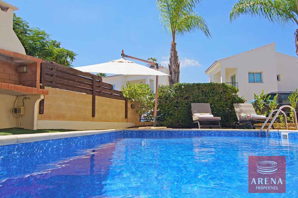 3-VILLA-IN-PERNERA-6565-1