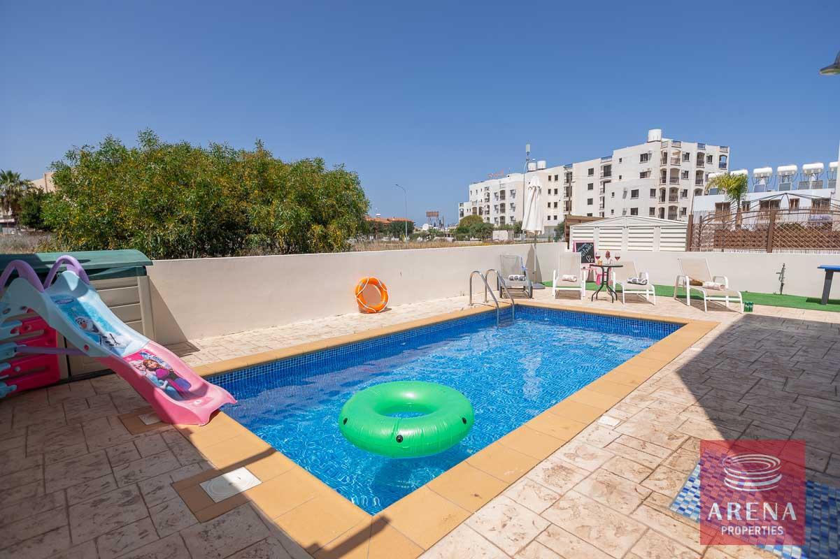 3-Villa-for-rent-in-pernera-5850-1