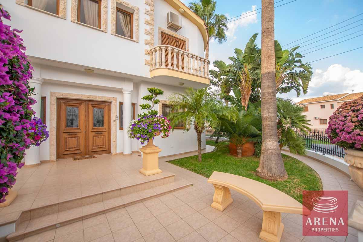 3-Villa-in-Paralimni-for-sale-5073-2
