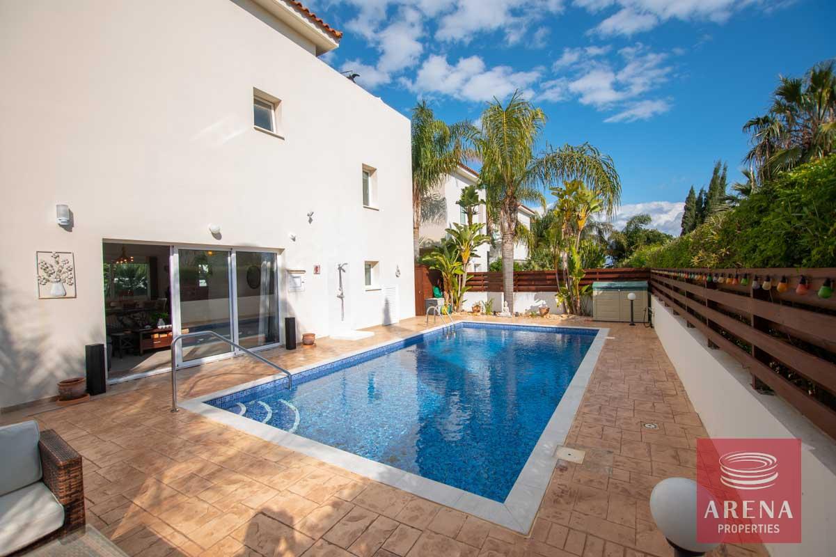 3-Villa-to-buy-in-Ayia-Triada-5946-2