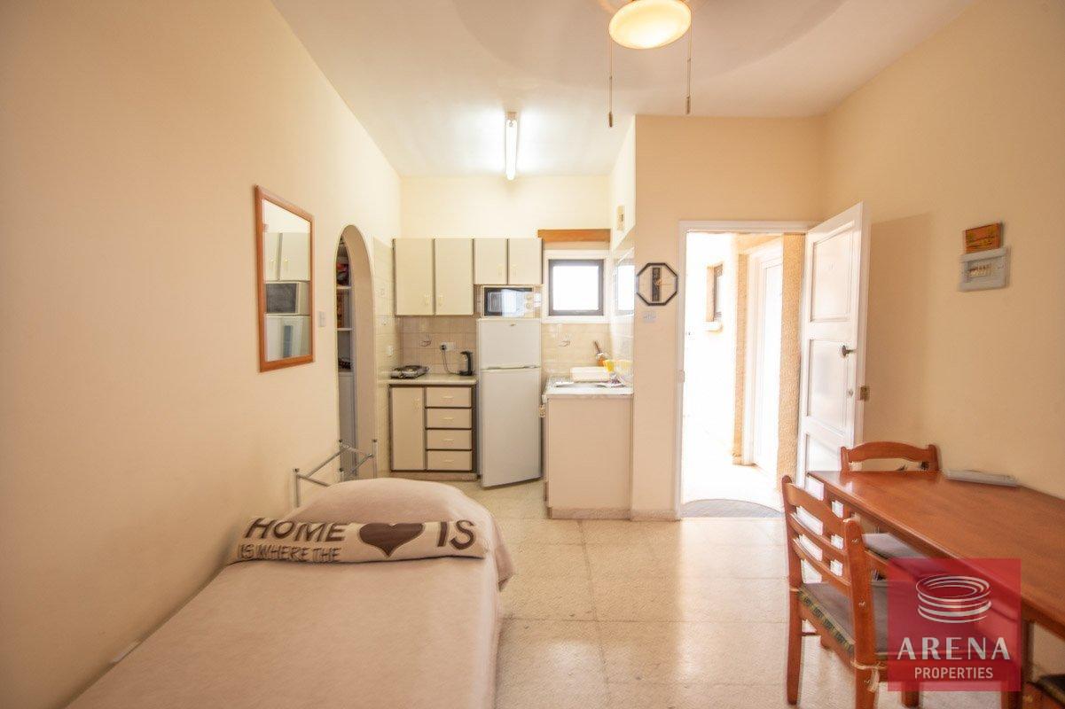 3-flat-for-rent-kapparis