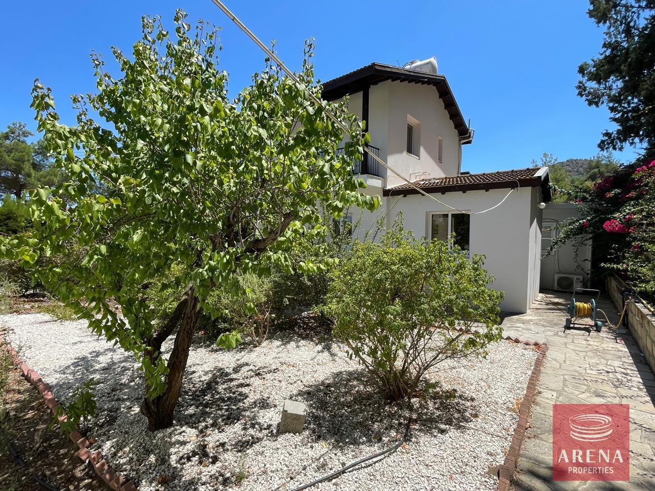 3-house-in-mosfiloti-8400