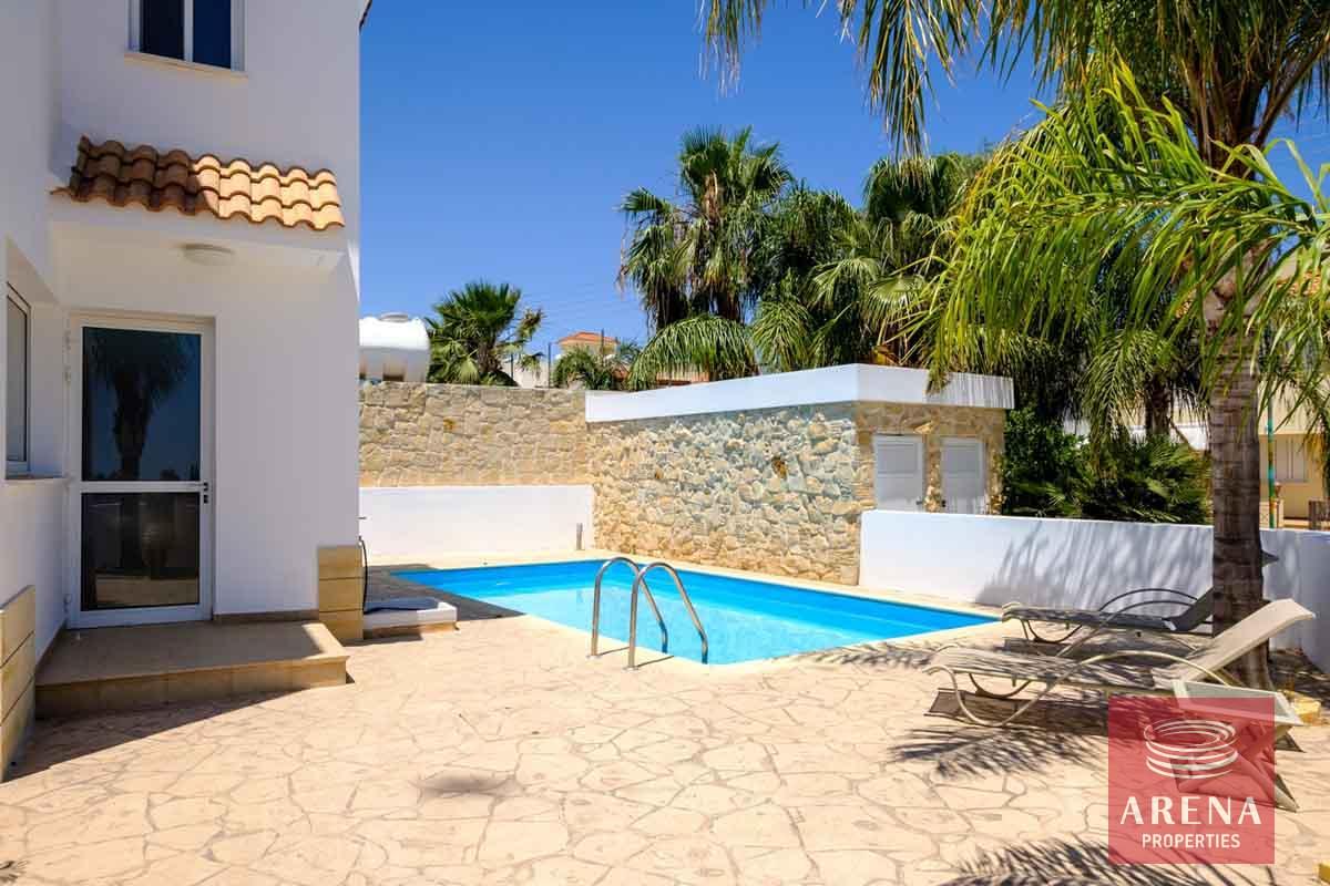 3-villa-in-Paralimni-for-sale-5787-1
