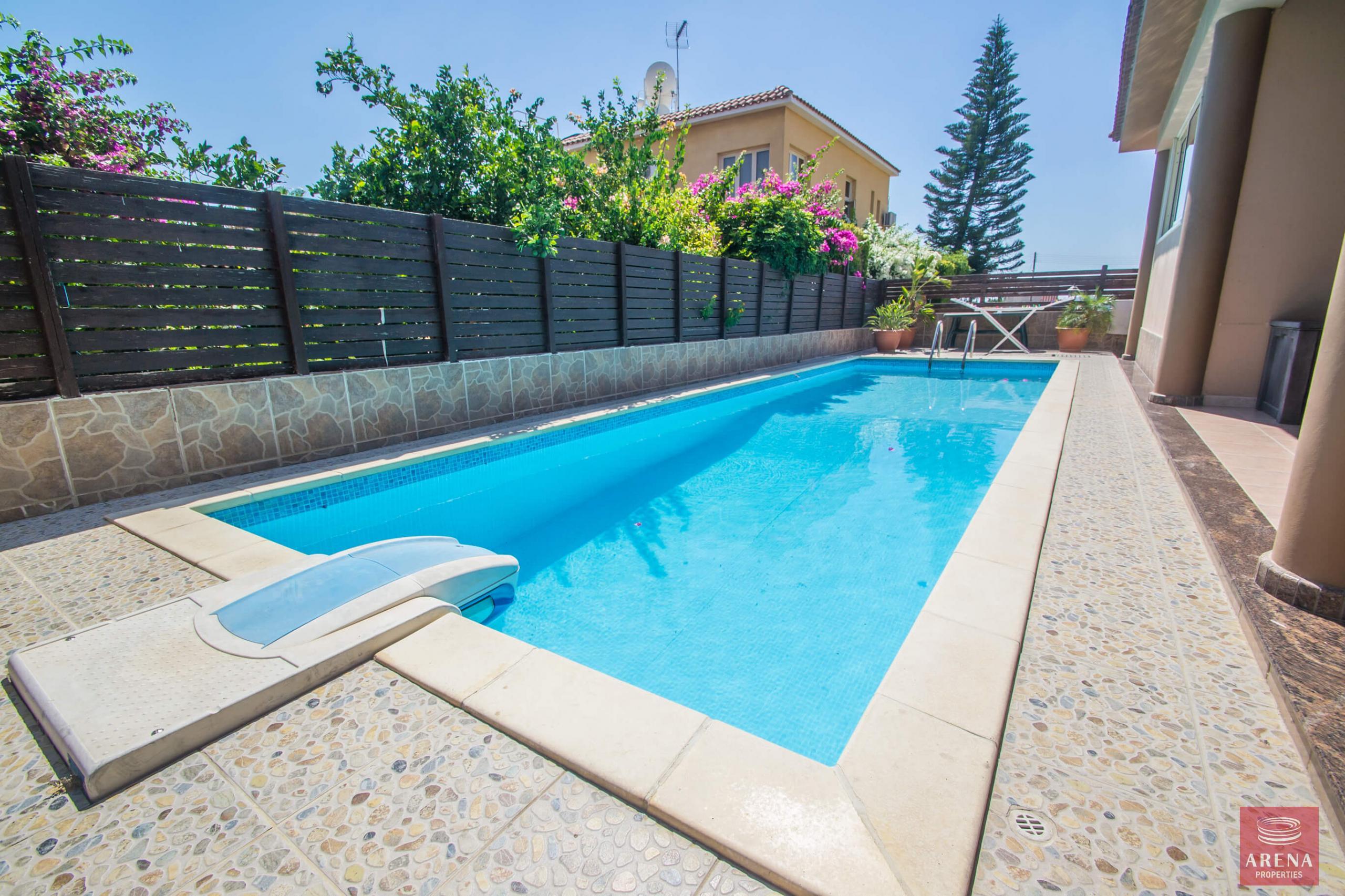 3-villa-in-aradippou-3728-scaled-4