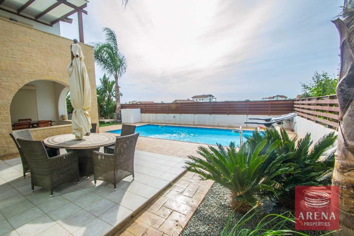 3-villa-in-ayia-thekla-4151