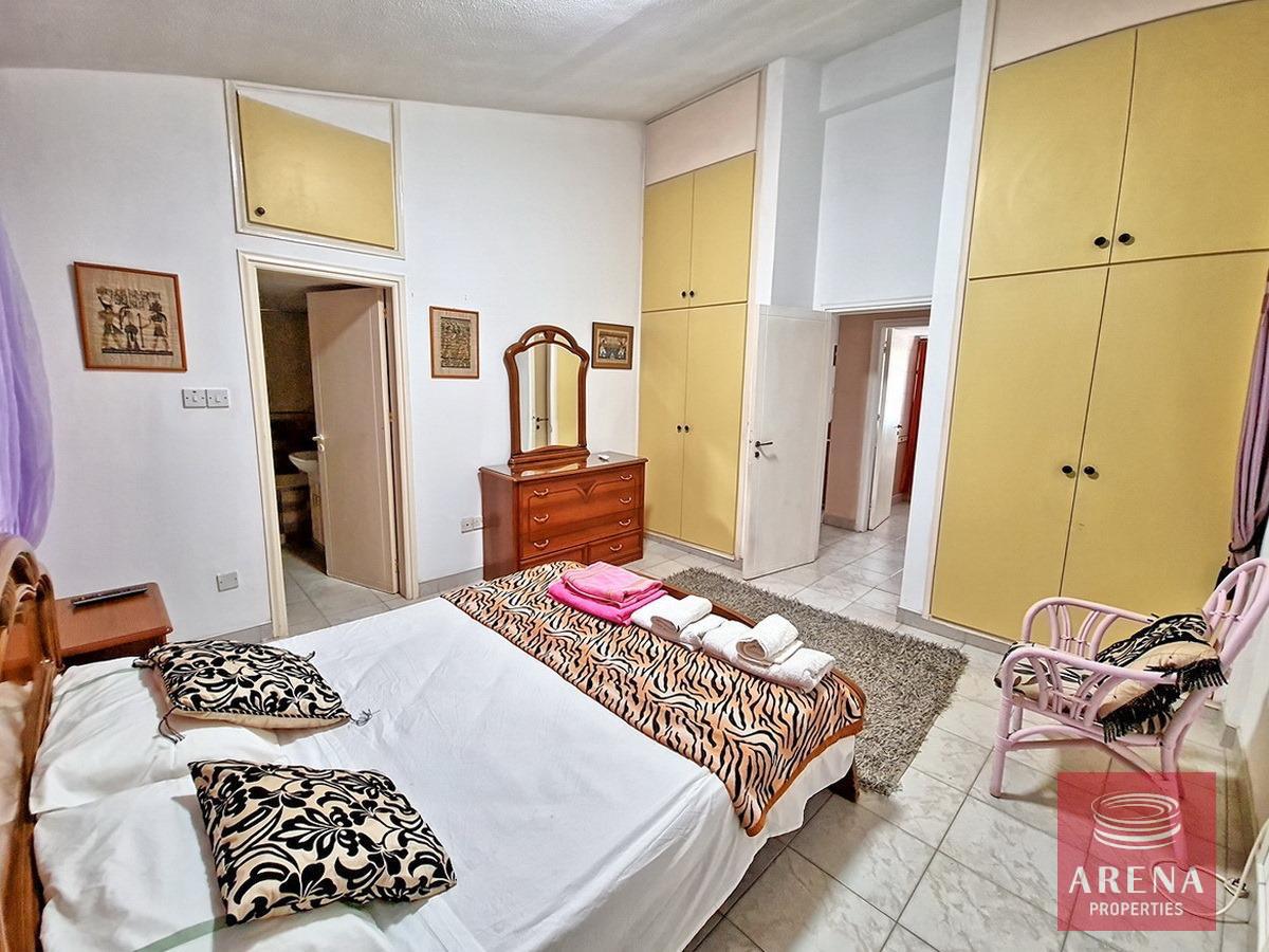 30-4-BED-BUNGALOW-PARALIMNI-8979