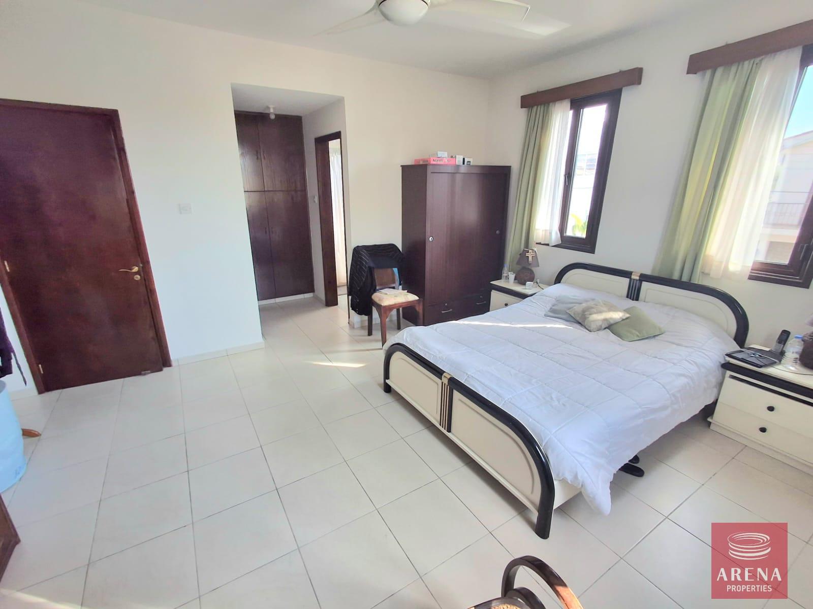 30-5-BED-VILLA-KRASAS-9152