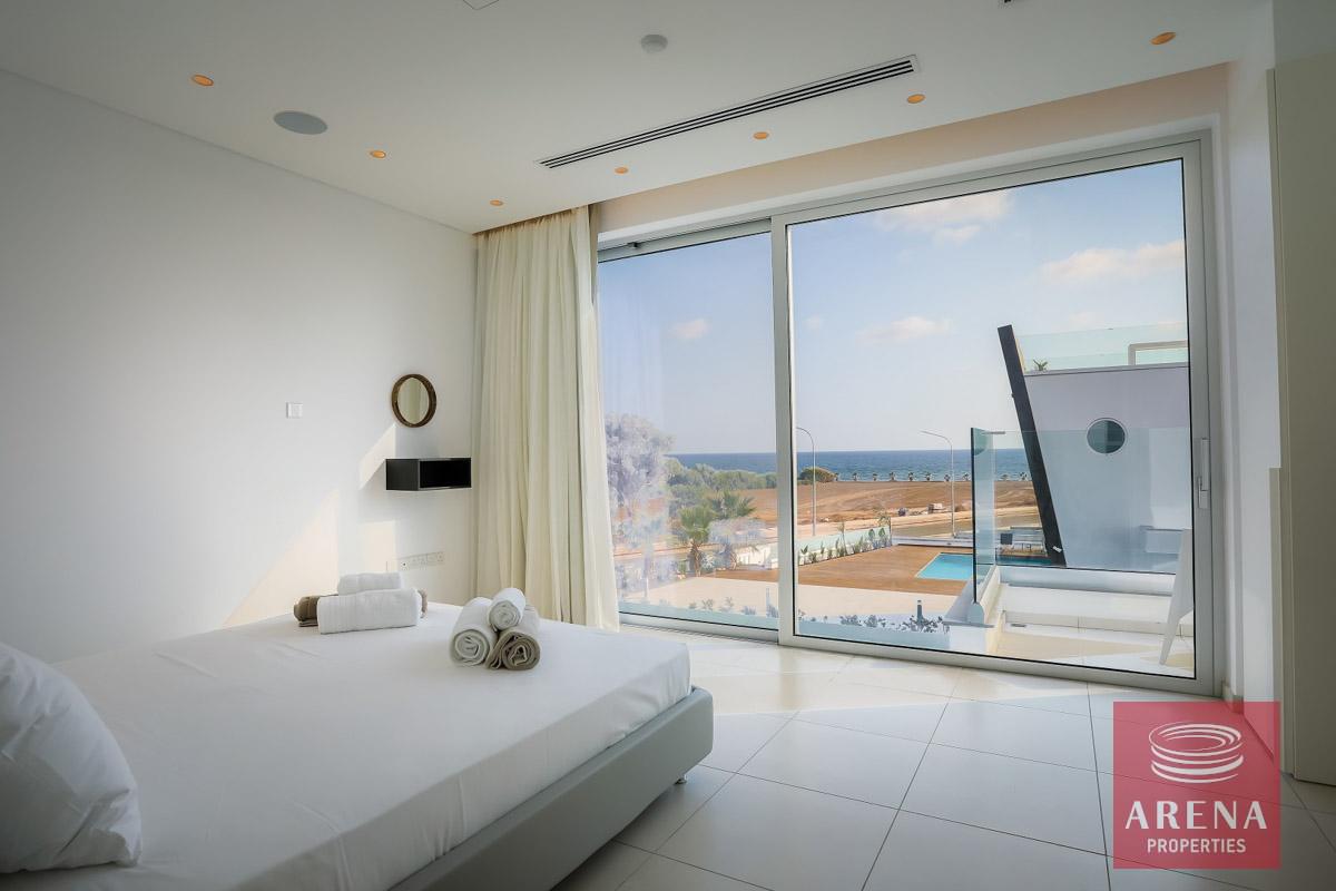 31-3-BED-VILLA-IN-AYIA-NAPA-7057-1