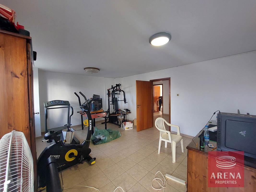 31-6-bed-villa-in-xylofagou-7278-1