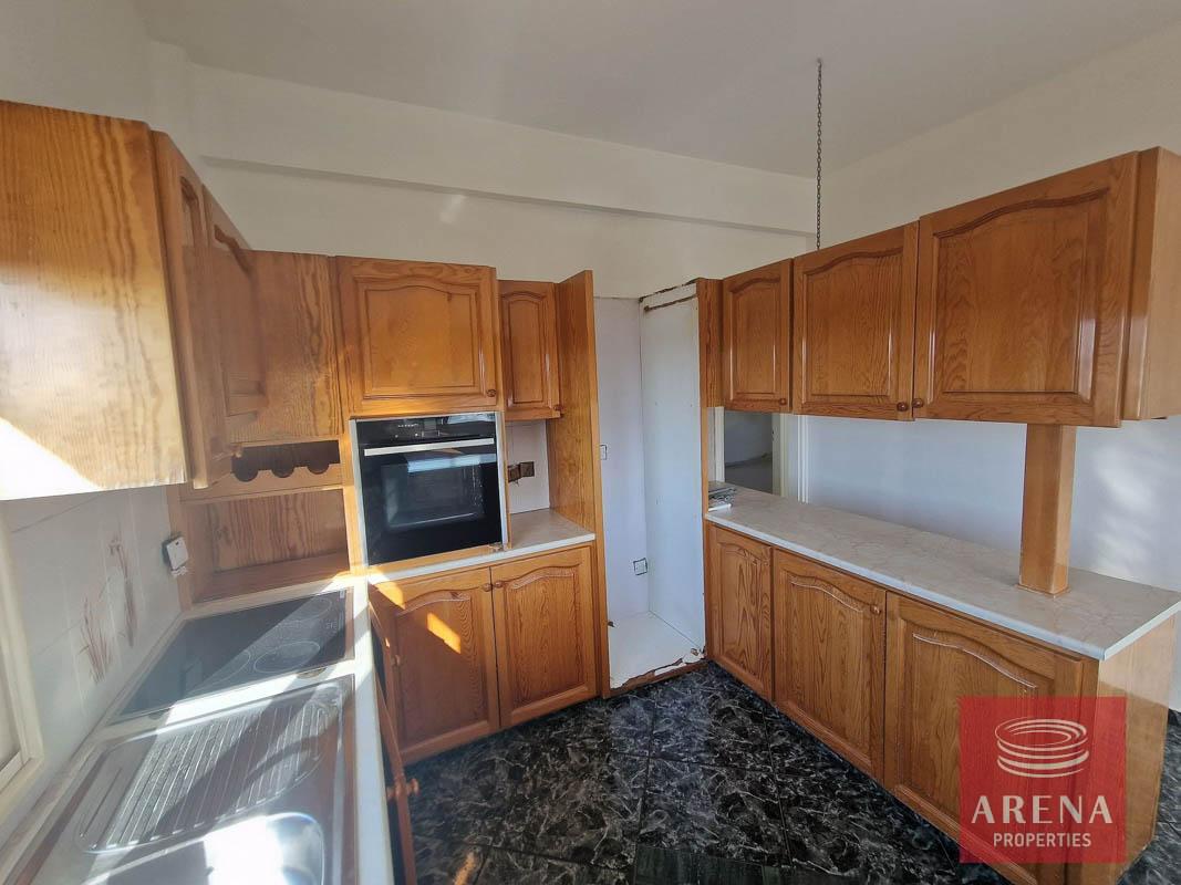 31-house-in-paralimni-8403