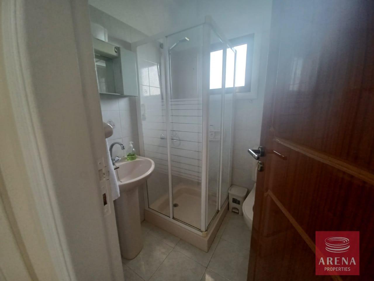 32-3-BED-HOUSE-IN-DERYNIA-7162