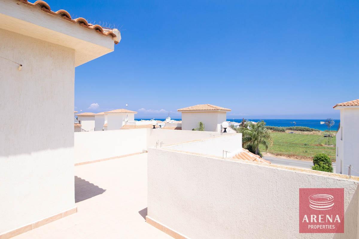 32-3-BED-VILLA-IN-AYIA-TRIADA-6443