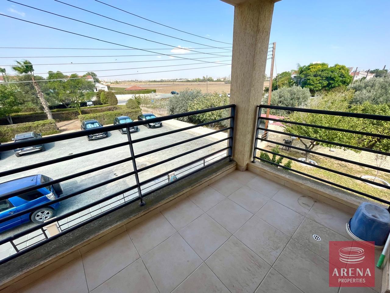 32-4-BED-VILLA-IN-KITI-8754