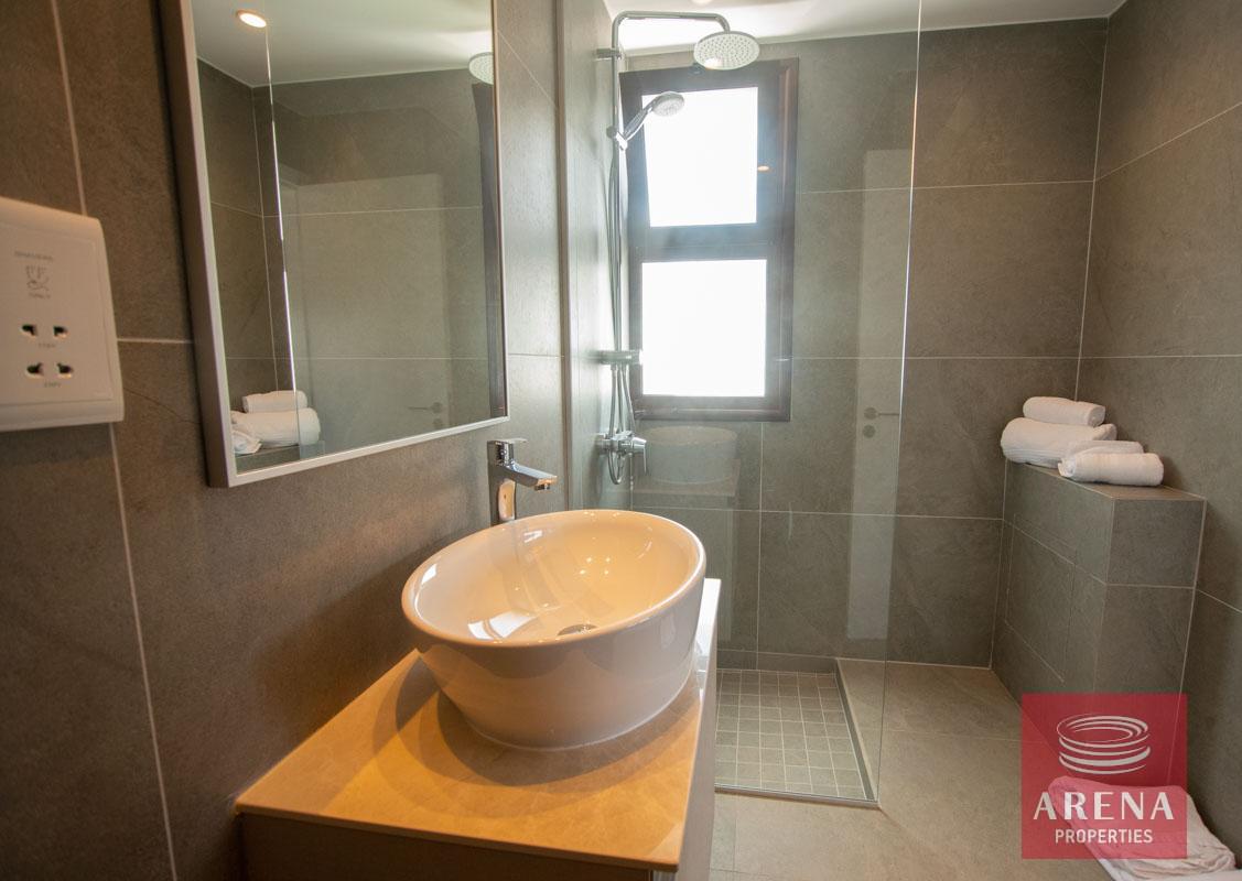 32-seafront-villa-ayia-thekla-5842-1