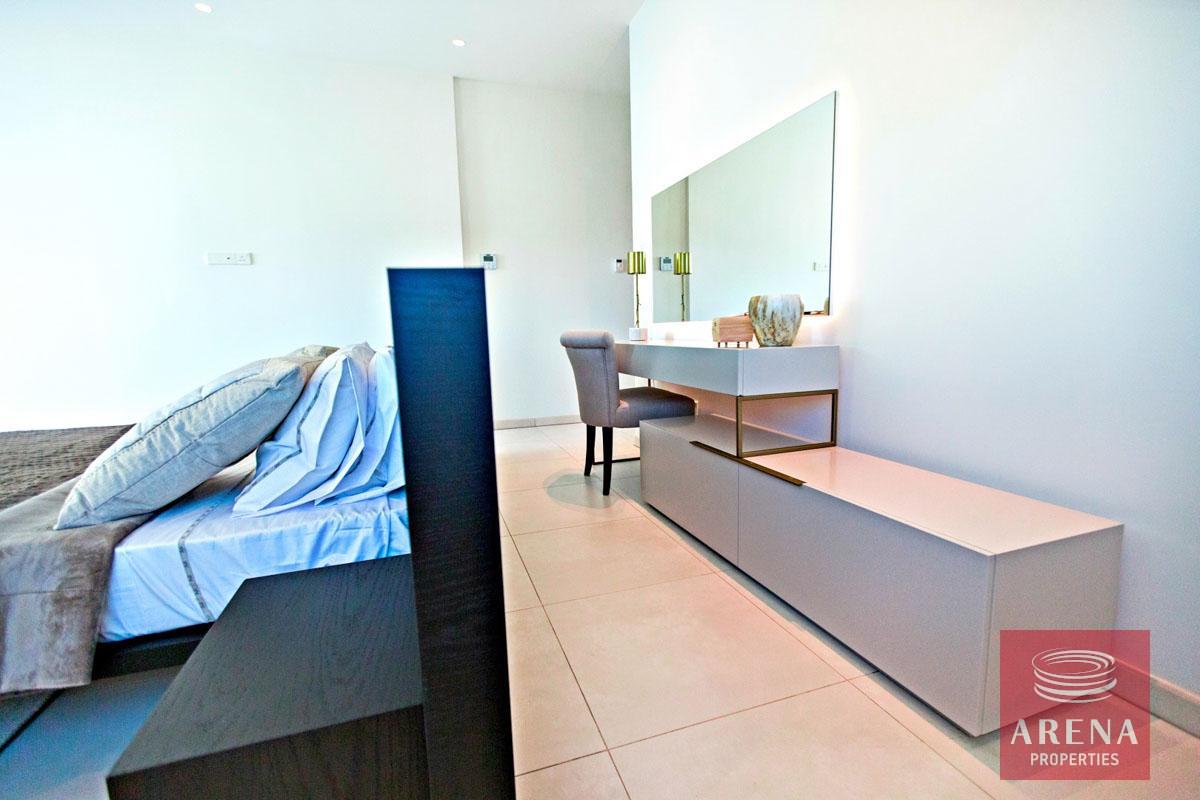 33-4-BED-VILLA-FOR-SALE-IN-AYIA-NAPA-7051-2