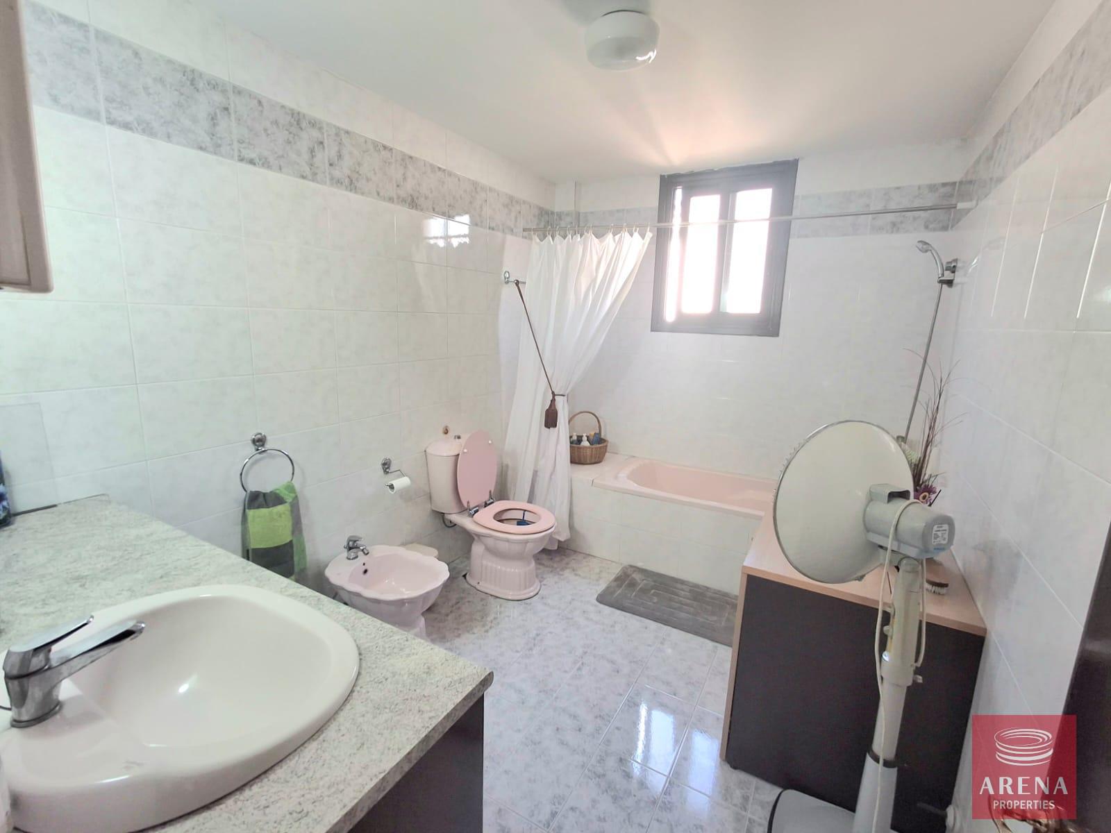 33-5-BED-VILLA-KRASAS-9152