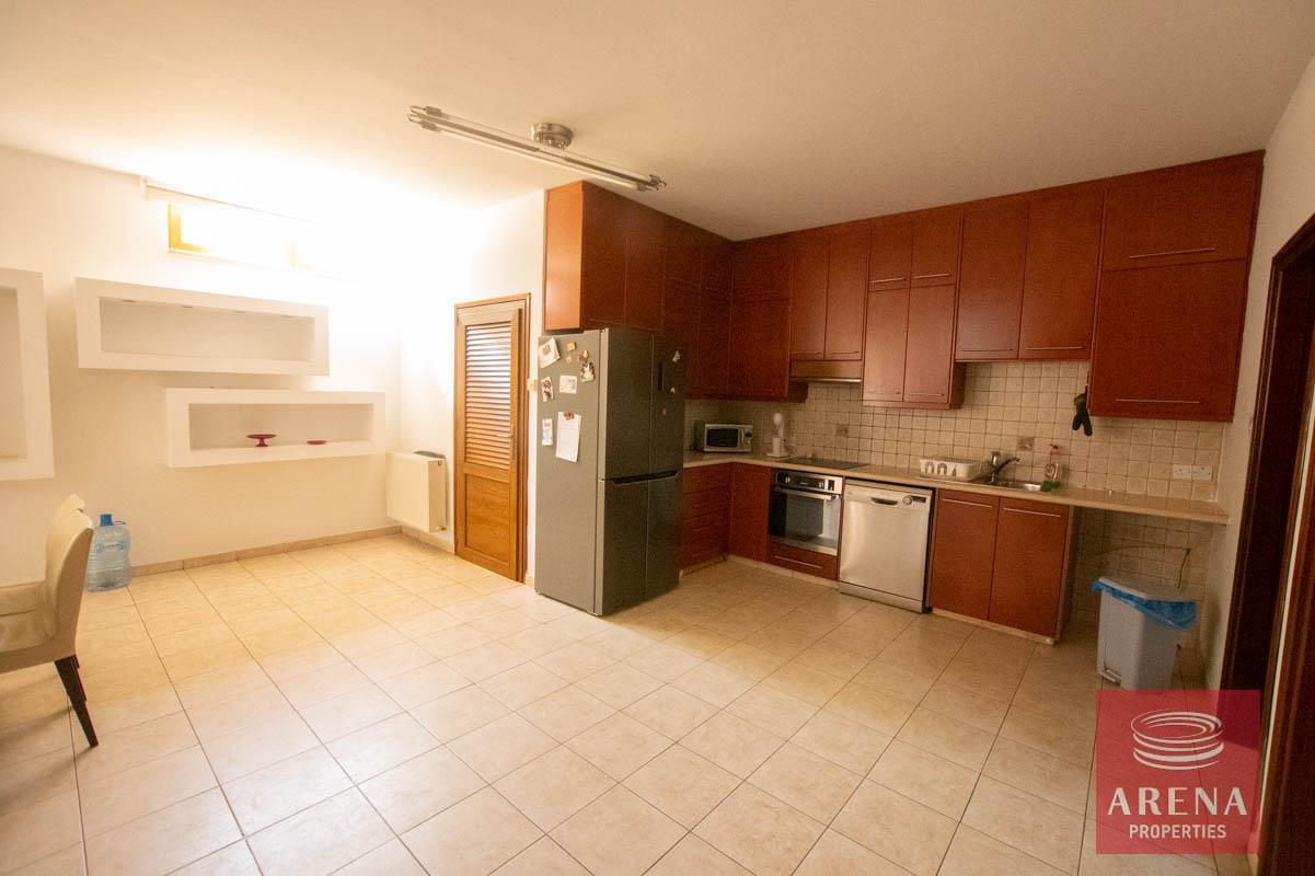 33-5-BED-villa-in-derynia-5777-5