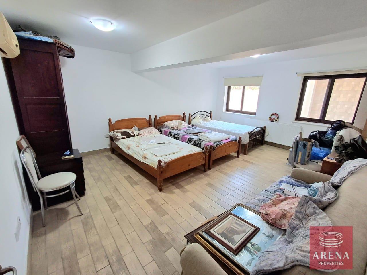 33-7-BED-VILLA-KALAVASSOS-9083