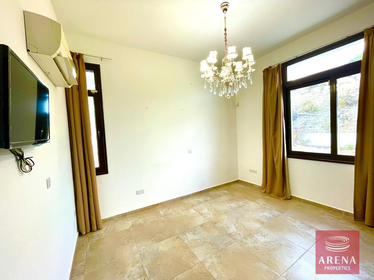 33-BUNGALOW-IN-SKARINOU-8892