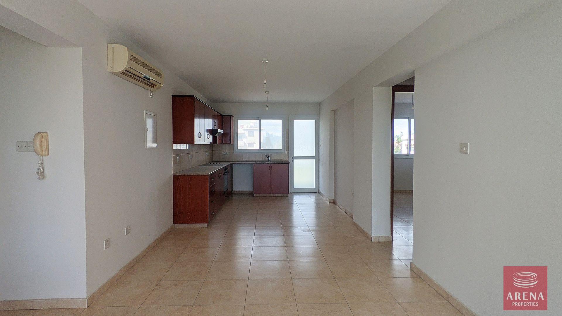 34-building-in-kiti-8178