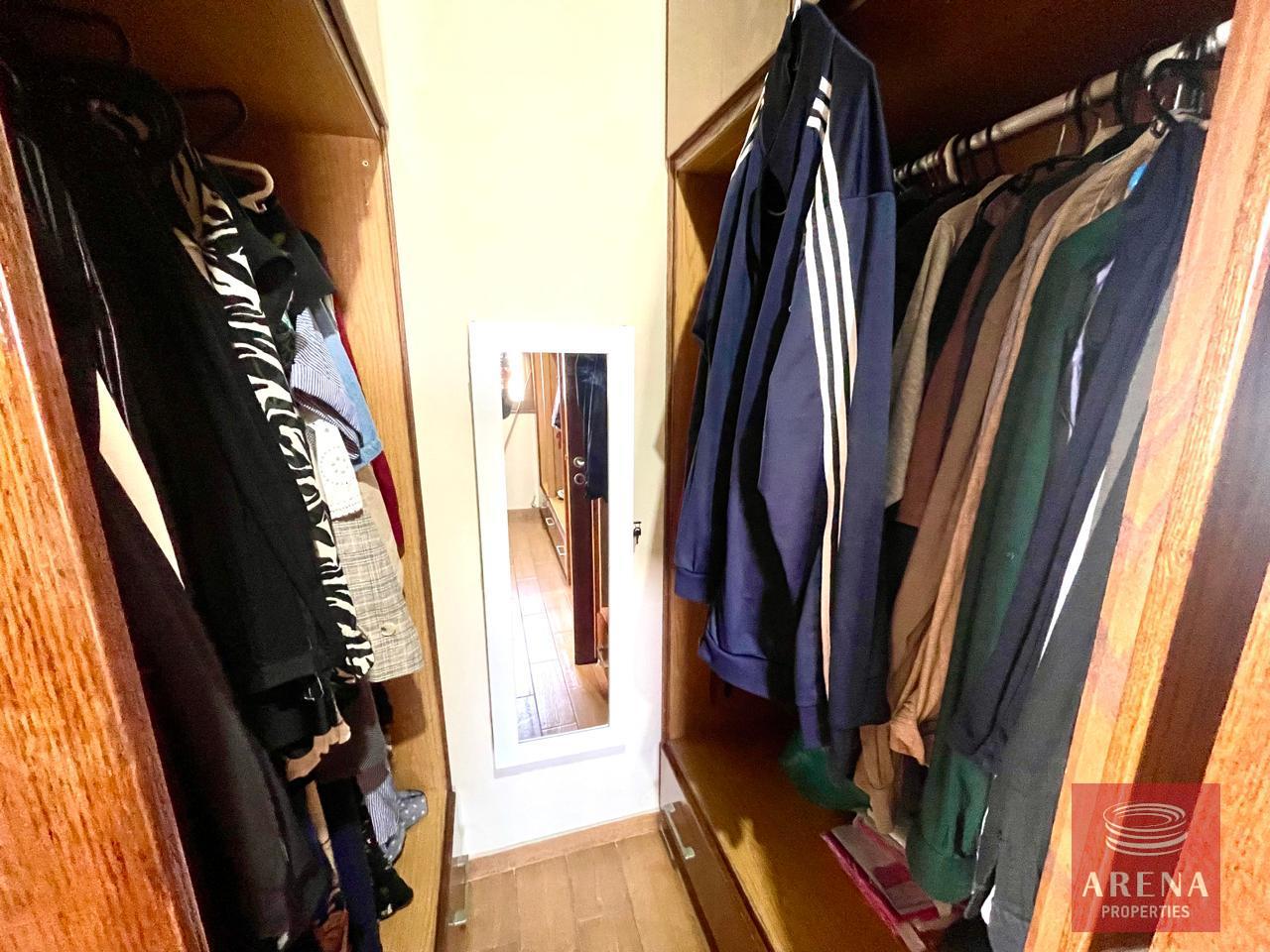 35-4-BED-VILLA-IN-KITI-8754