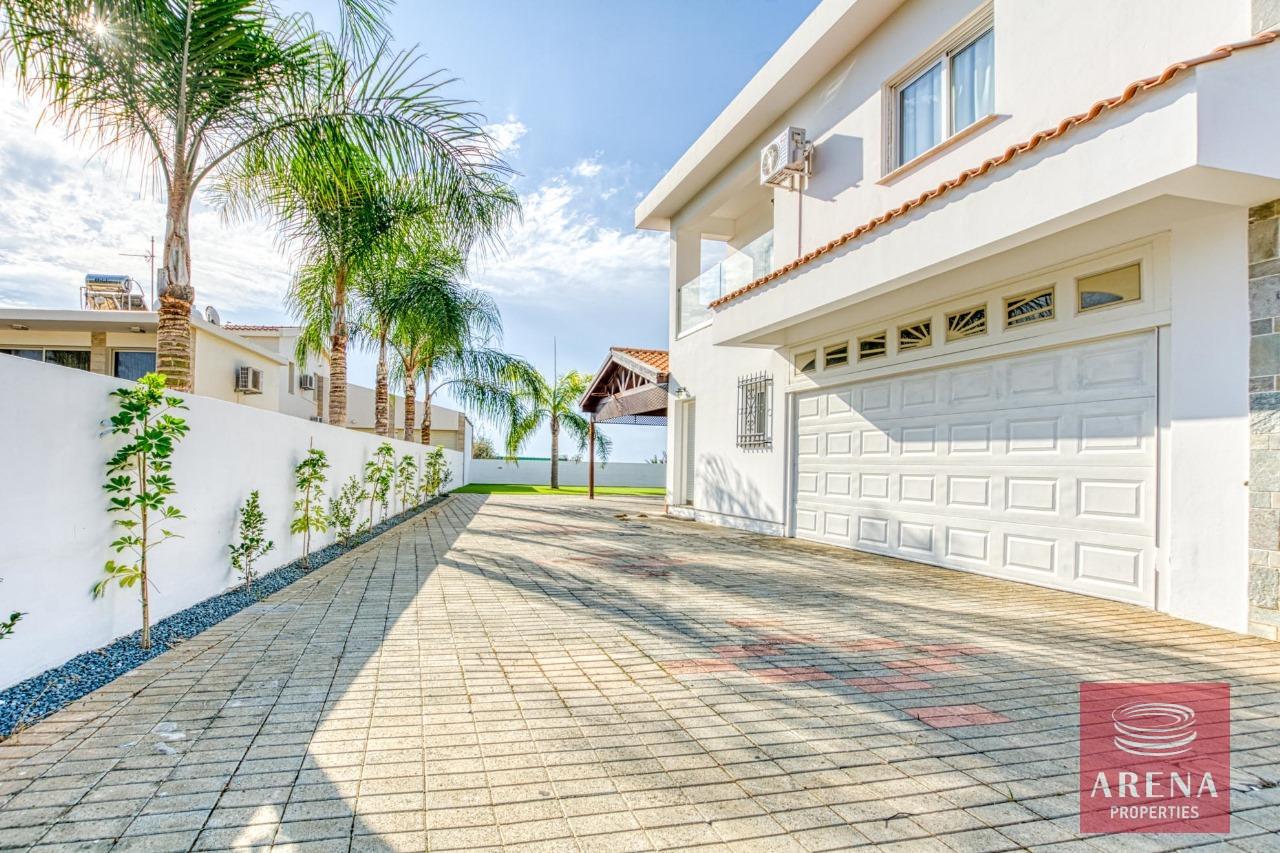 35-7-BED-VILLA-AYIA-NAPA-8418