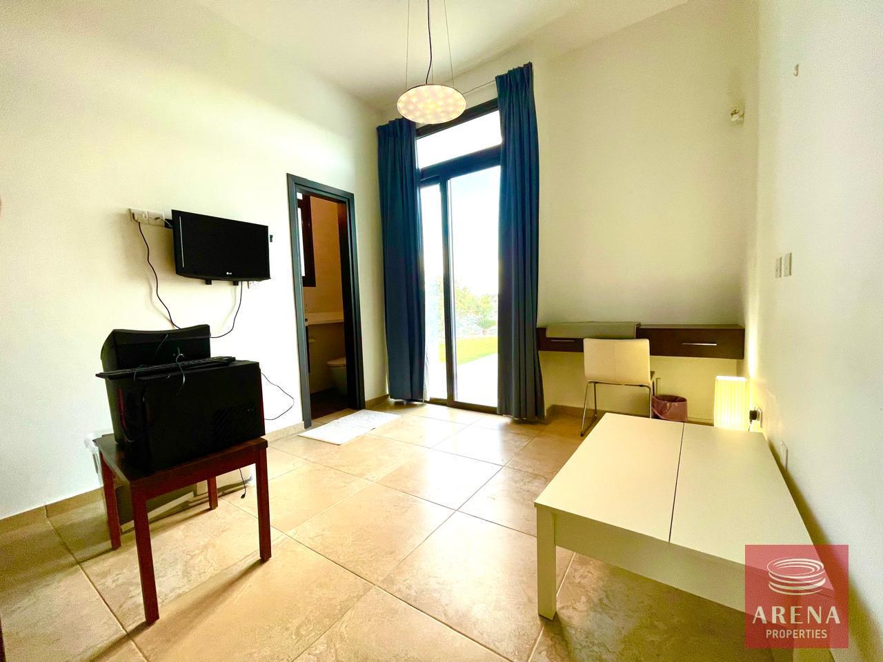 35-BUNGALOW-IN-SKARINOU-8892-1