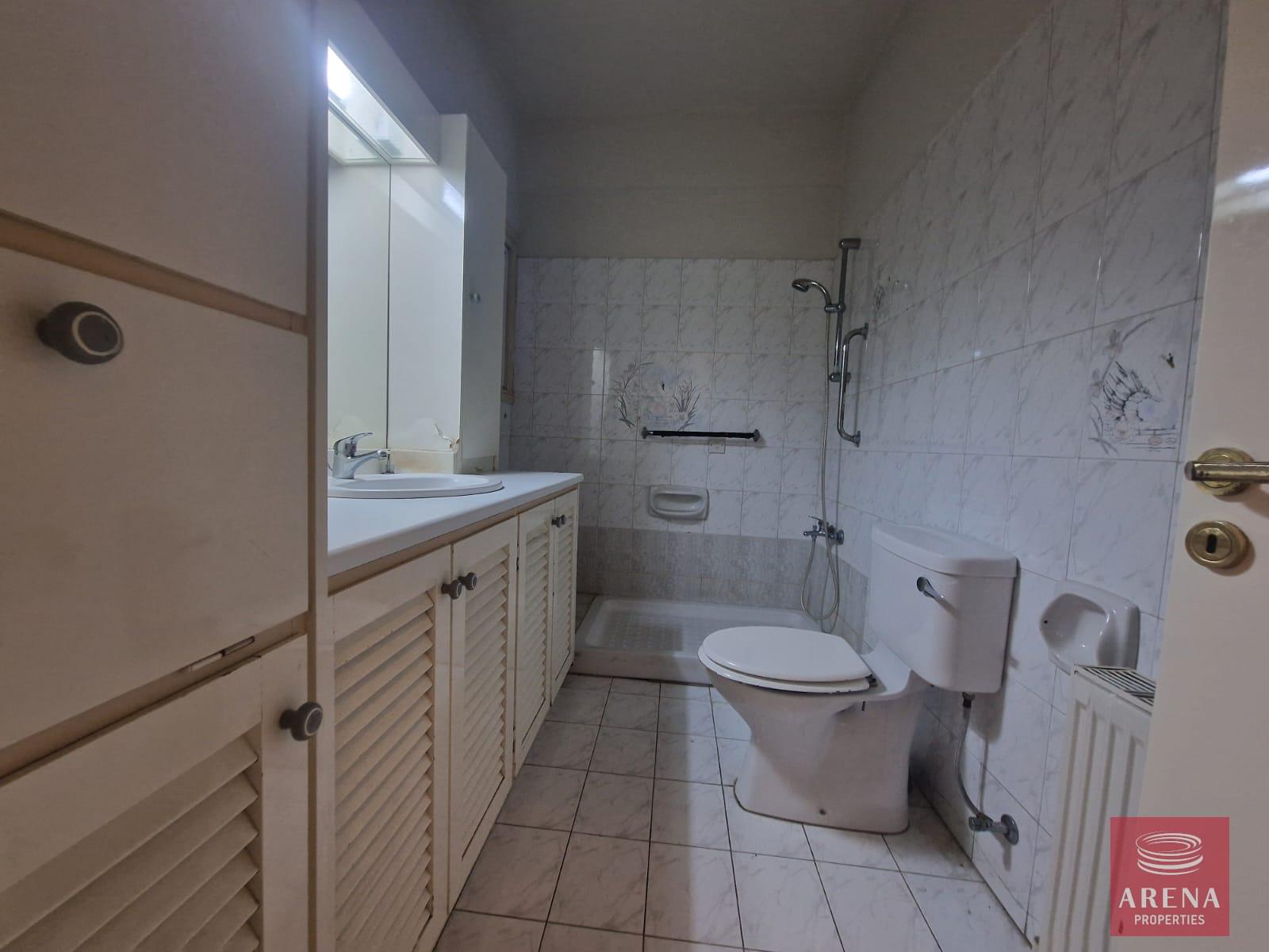 36-HOUSE-IN-VERGINA-AREA-8837