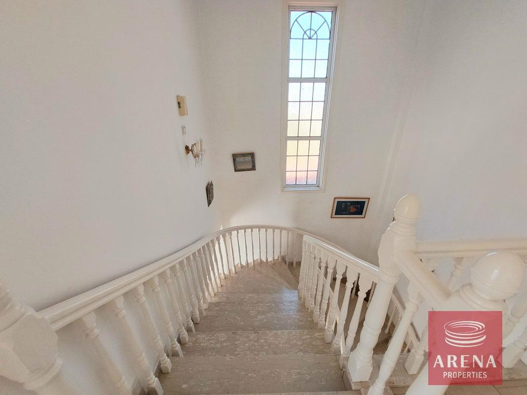 38-VILLA-IN-AYIA-NAPA-6501