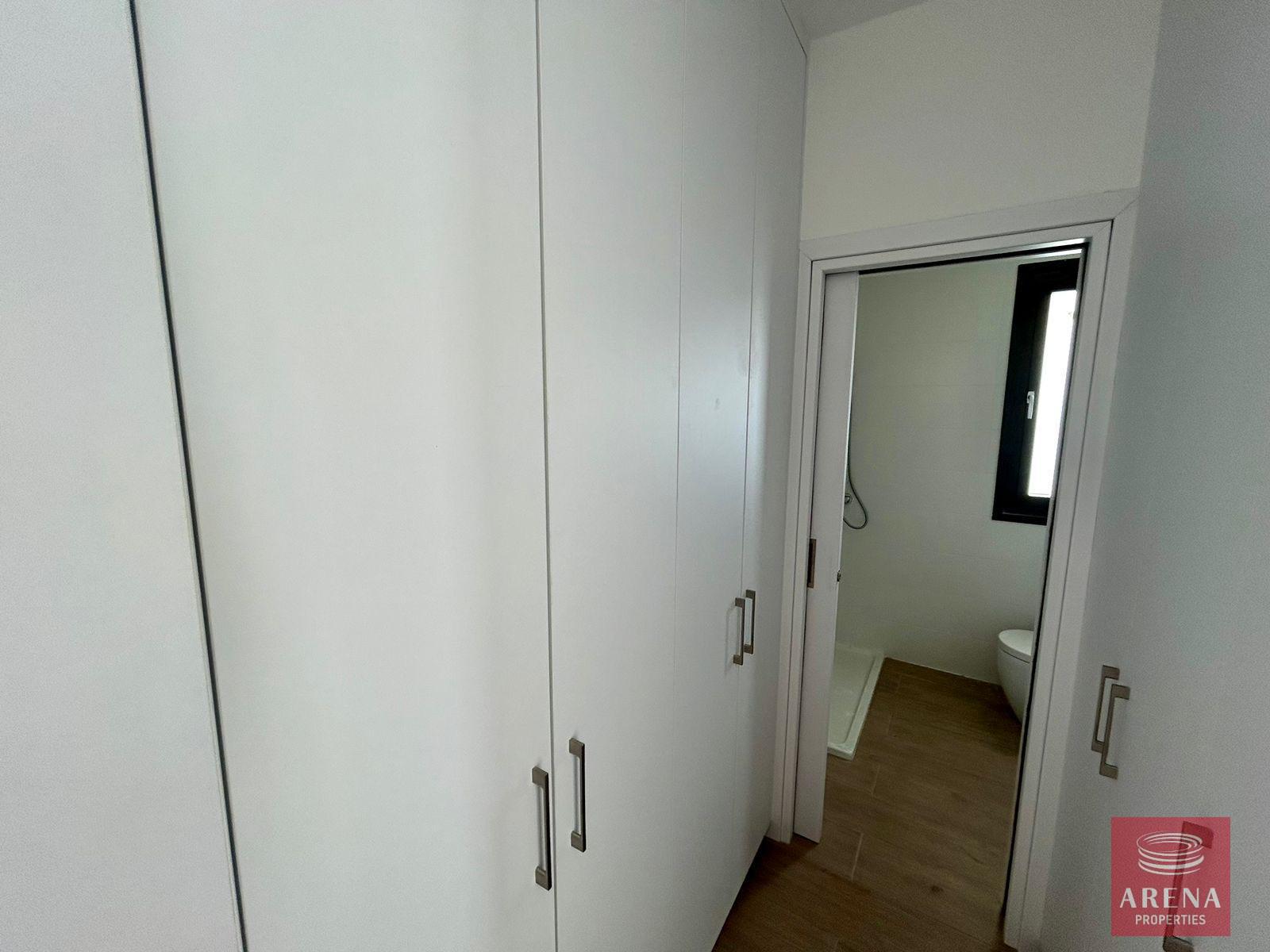 3810ba7f-307d-4dd5-966f-5ae86e16097c-1