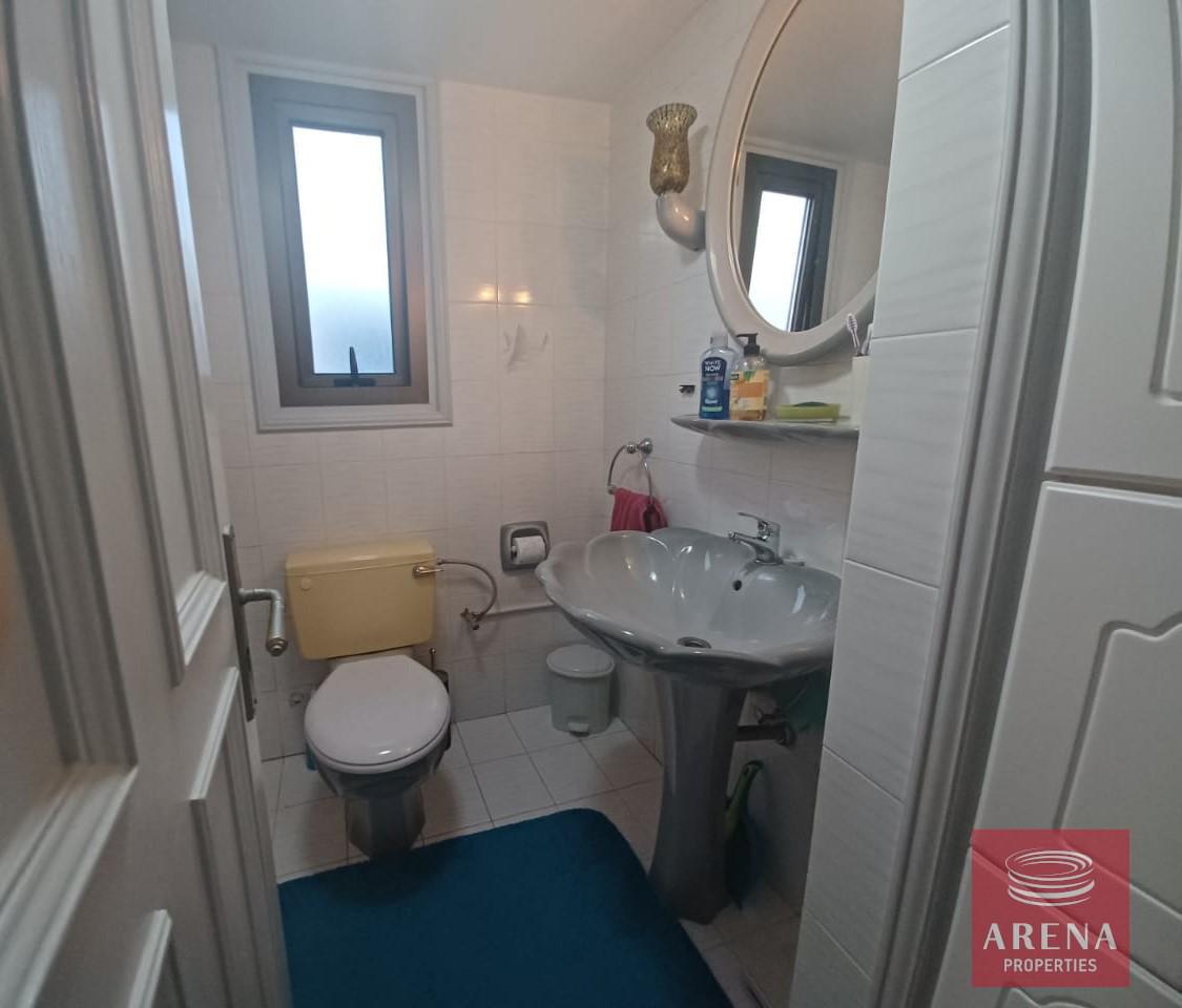 39-3-BED-VILLA-IN-PYLA-7456