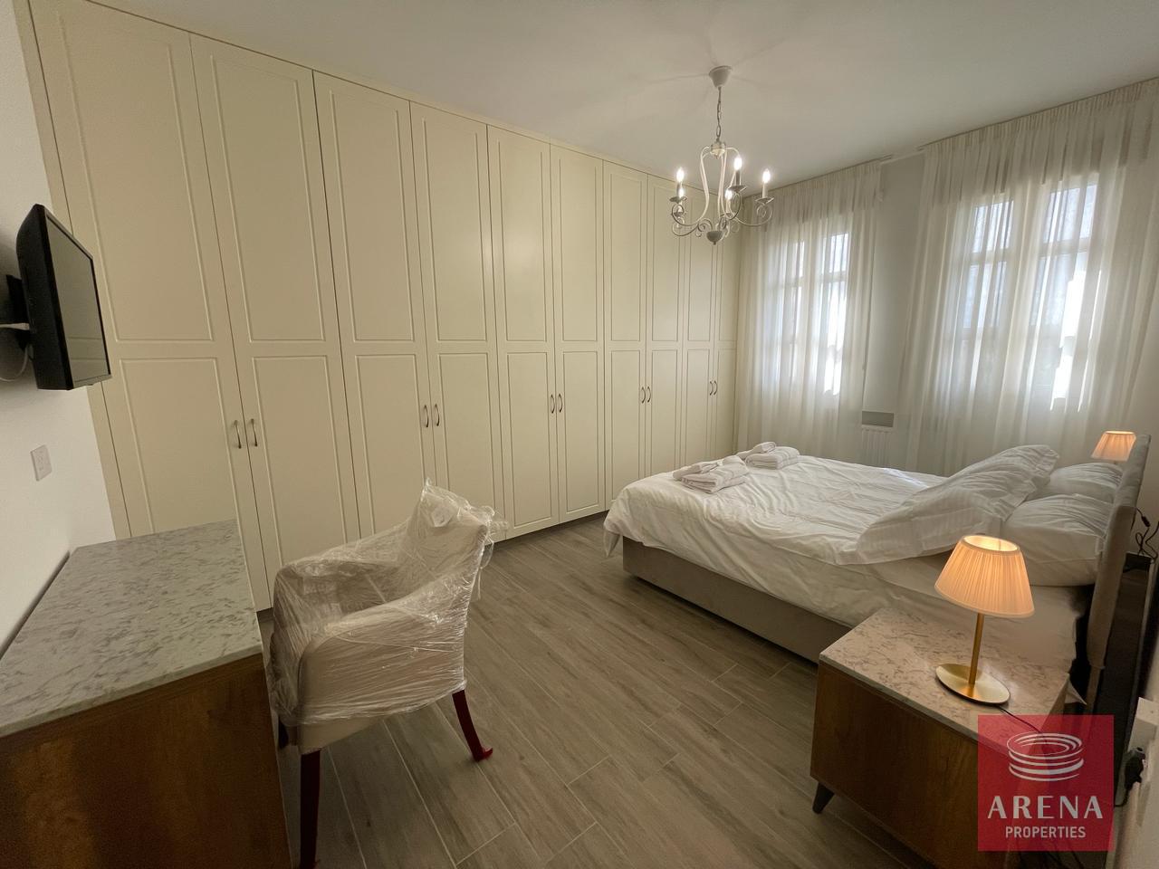 39-4-BED-DUPLEX-7774-1