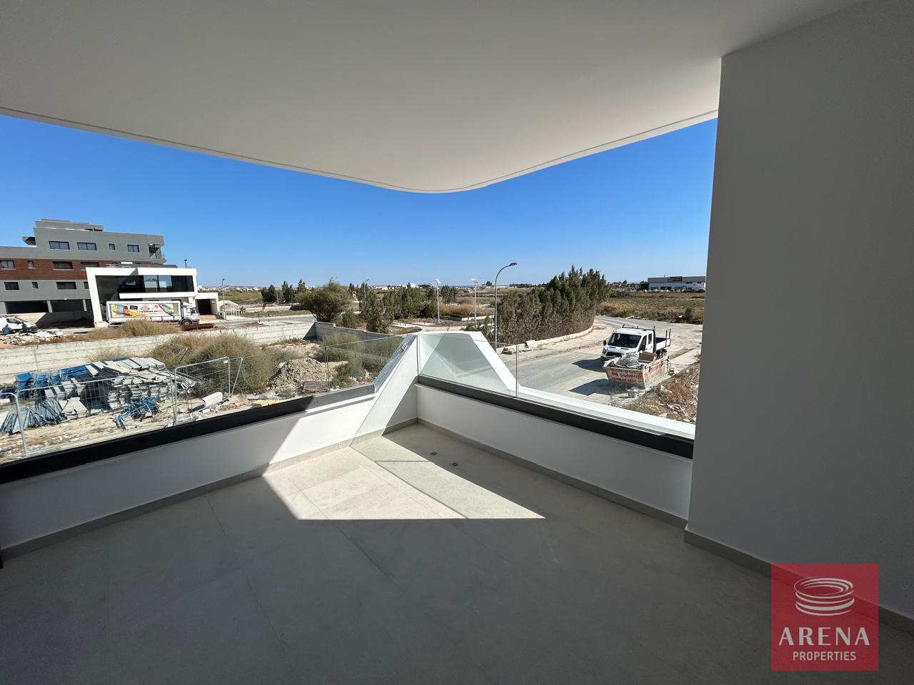 4-1-BED-APT-IN-NEW-MARINA-AREA-8738