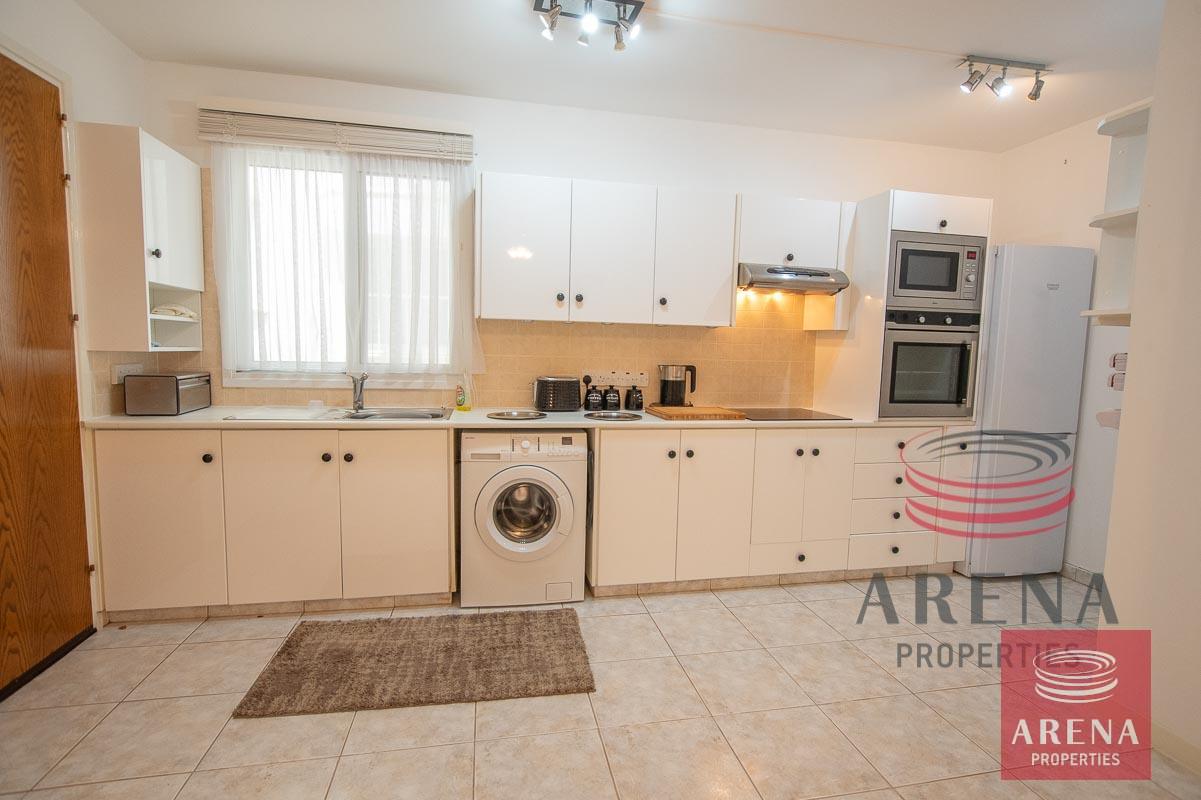 4-2-BED-APT-IN-DERYNIA-5738-5
